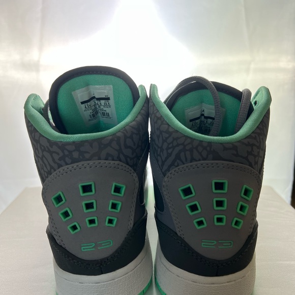 Nike Jordan 1 Flight (White, Grey & Mint) Size US Men 4.5 Y - Picture 2 of 7